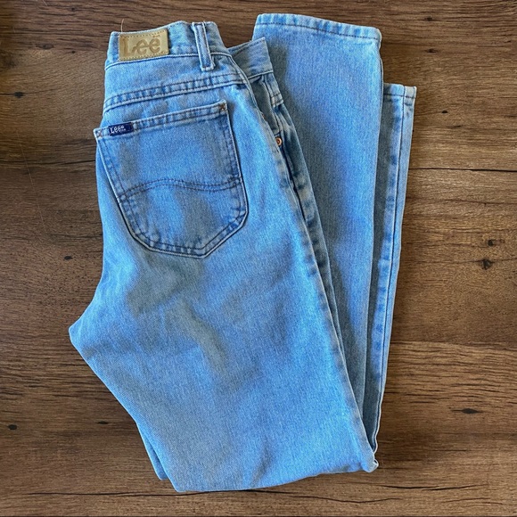 SOLD Vintage Lee Jeans - Picture 4 of 4